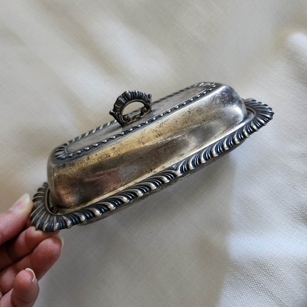 Lancaster Silver Plated Butter Dish with Lid